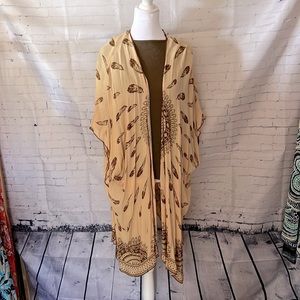 American Rag Boho Gypsy western western/native  XL. Tan with brown feathers.